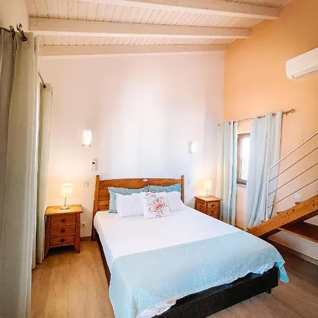 Farm stay Barranco Da Fonte Chabouco