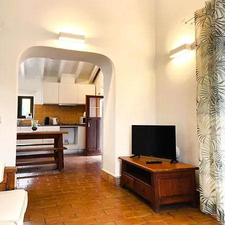 Farm stay Barranco Da Fonte Chabouco