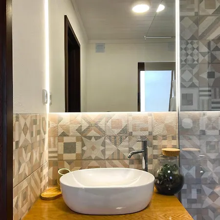 Barranco Da Fonte * Chabouco