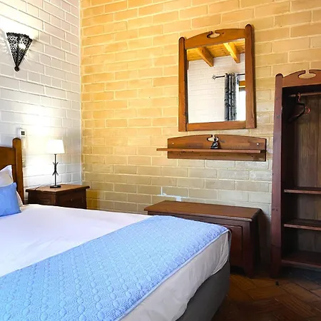 Barranco Da Fonte Farm stay Chabouco