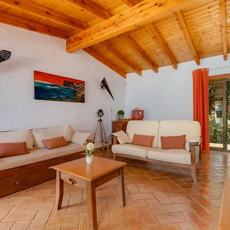 Barranco Da Fonte 农家乐 Chabouco